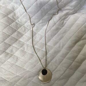 Pendant necklace